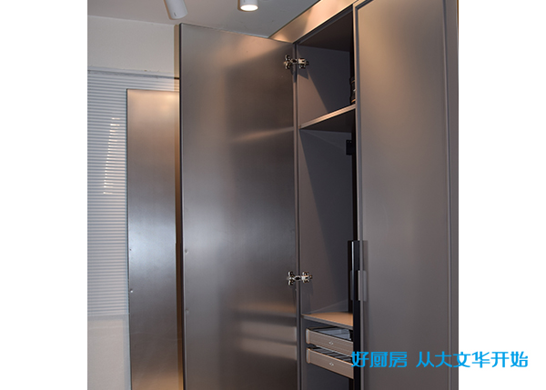 南京正規(guī)不銹鋼水槽臺面廠家